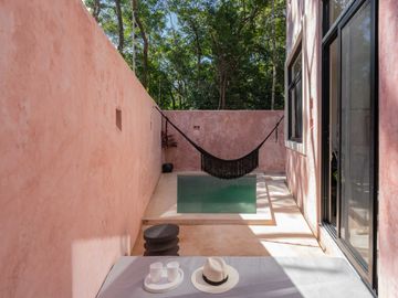 CASA EN VENTA DE 6 RECAMARAS EN HOLISTIKA TULUM