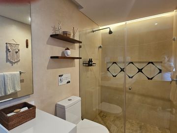 ESTUDIO PENTHOUSE EN VENTA EN TULUM  STUDIO PENTHOUSE IN LA VELETA, TULUM