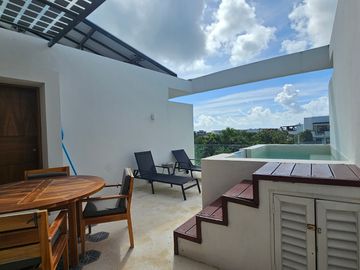 ESTUDIO PENTHOUSE EN VENTA EN TULUM  STUDIO PENTHOUSE IN LA VELETA, TULUM