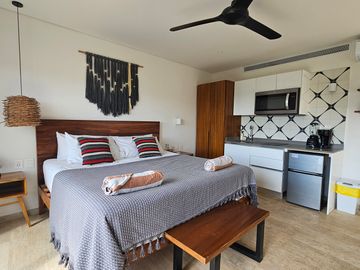 ESTUDIO PENTHOUSE EN VENTA EN TULUM  STUDIO PENTHOUSE IN LA VELETA, TULUM