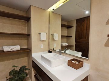 ESTUDIO PENTHOUSE EN VENTA EN TULUM  STUDIO PENTHOUSE IN LA VELETA, TULUM