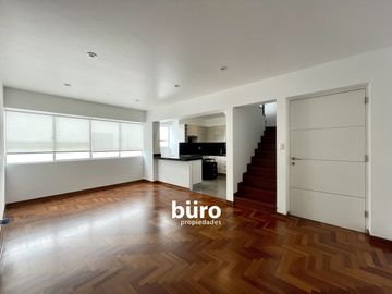 LINDO DÚPLEX  EN VENTA DE 3 DORMITORIOS CON AMPLIA TERRAZA  EN MIRAFLORES