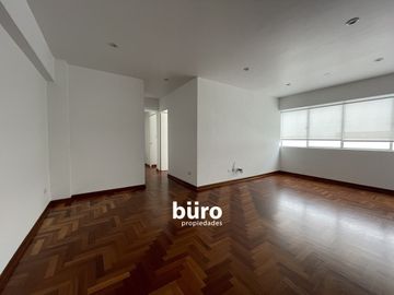 LINDO DÚPLEX  EN VENTA DE 3 DORMITORIOS CON AMPLIA TERRAZA  EN MIRAFLORES