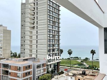 LINDO DÚPLEX  EN VENTA DE 3 DORMITORIOS CON AMPLIA TERRAZA  EN MIRAFLORES