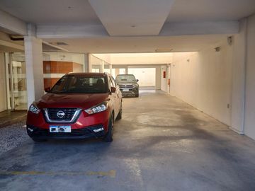 Departamento de 3 ambientes con balcón en Olivos