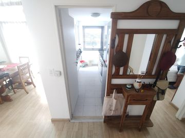Departamento de 3 ambientes con balcón en Olivos