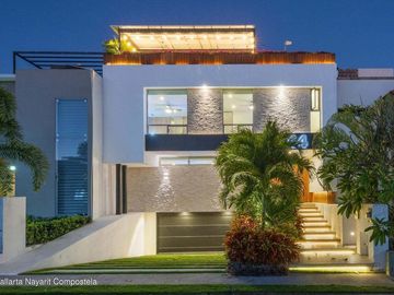 Casa en venta en la Cruz de Huanacaxtle