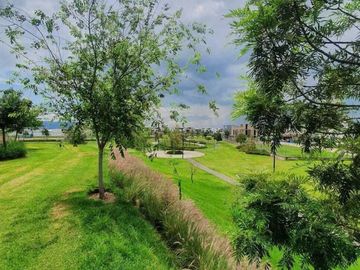 Venta de Casa dentro de coto, Parques Vallarta, Zapopan