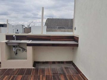 Venta de Casa dentro de coto, Parques Vallarta, Zapopan