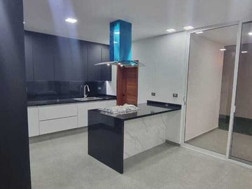 Venta de Casa dentro de coto, Parques Vallarta, Zapopan