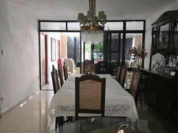 Casa en venta de una planta en la Colonia México Mérida