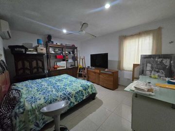Casa en venta de una planta en la Colonia México Mérida