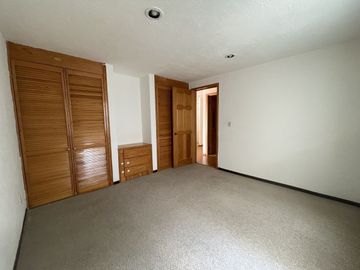 VENTA DE DEPARTAMENTO EN HEROES DE PADIERNA, TLALPAN