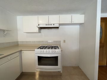 VENTA DE DEPARTAMENTO EN HEROES DE PADIERNA, TLALPAN