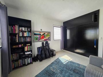 CASA EN VENTA EN GRAN SANTA FE C/ 4 RECÁMARAS Y ALBERCA, MERIDA YUCATAN