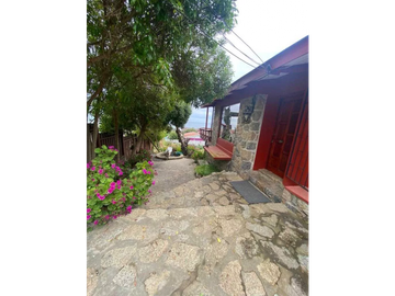 Hermosa casa El Quisco a cuadras de Playa