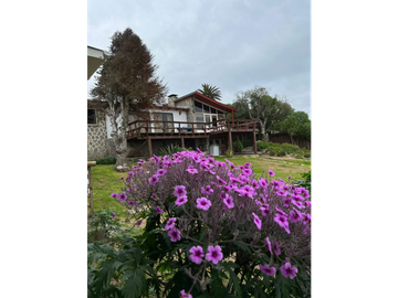 Hermosa casa El Quisco a cuadras de Playa