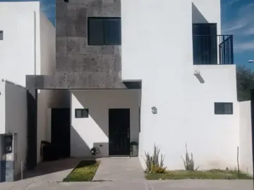 Casa en Venta en Fracc. Las Puerta, Cerrada Chihuahua, Torreón, Coahuila de Zaragoza