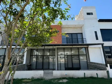 Casa en Venta en Altozano la Nueva Laguna, Gómez Palacio, Durango