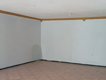 CASA DE 1 PISO. EXCELENTE UBICACIÓN