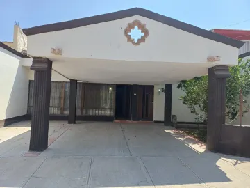 CASA DE 1 PISO. EXCELENTE UBICACIÓN