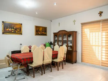Venta Casa amplia de un nivel, área Viñedos