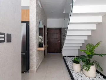 Casa Nueva en Venta en Av. Juárez y Periférico, Torreón, Coah.