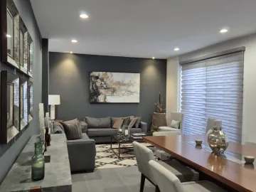 Casa Amueblada en Venta con Recámara en Planta Baja en Altozano la Nueva Laguna