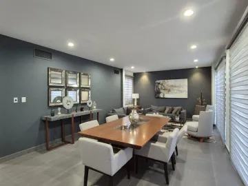 Casa Amueblada en Venta con Recámara en Planta Baja en Altozano la Nueva Laguna