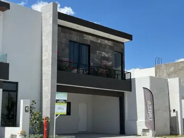 Casa en Venta en Exclusiva Comunidad Cerrada en Los Viñedos, Torreón
