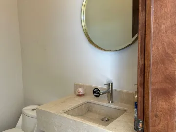 Casa en Venta en Exclusiva Comunidad Cerrada en Los Viñedos, Torreón