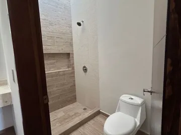 Casa en Venta en Exclusiva Comunidad Cerrada en Los Viñedos, Torreón