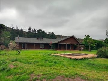 ¡Linda y amplia casa a solo 15 minutos de Concón!