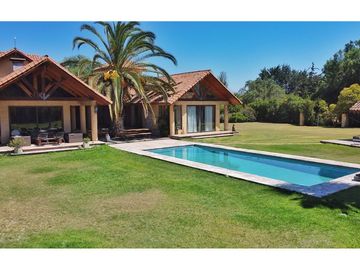 Parcela de agrado 10.500m2