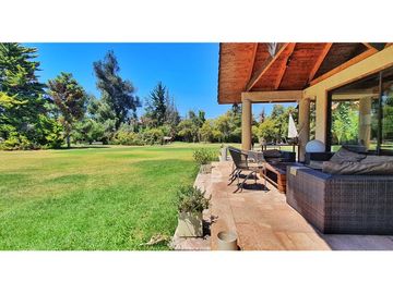 Parcela de agrado 10.500m2