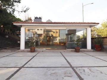 CASA EN VENTA EN MORELIA, ZONA ALTOZANO.