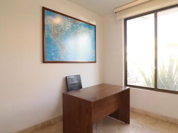 CASA EN VENTA EN MORELIA, ZONA ALTOZANO.