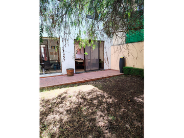 CASA EN VENTA EN MORELIA, ZONA ALTOZANO.