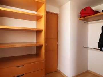 CASA EN VENTA EN MORELIA, ZONA ALTOZANO.