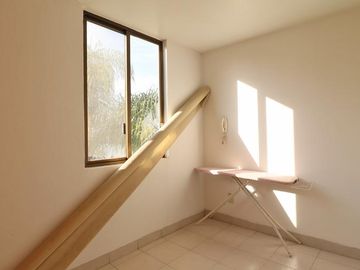 CASA EN VENTA EN MORELIA, ZONA ALTOZANO.