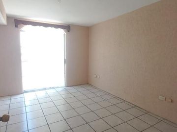 CASA EN VENTA EN FRACCIONAMIENTO VILLAS DEL SOL, TORREON, COAHUILA.
