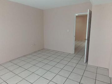 CASA EN VENTA EN FRACCIONAMIENTO VILLAS DEL SOL, TORREON, COAHUILA.