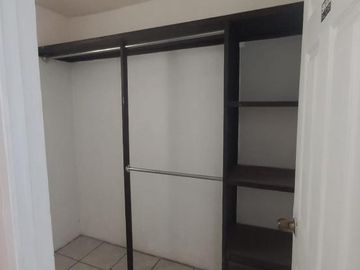 CASA EN VENTA EN FRACCIONAMIENTO VILLAS DEL SOL, TORREON, COAHUILA.