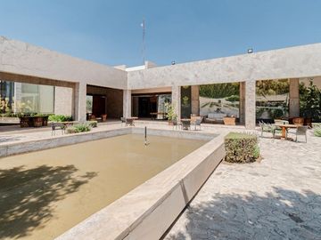 Fábrica de tabaco en exclusiva ubicación 9,784 m2 de potencial infinito