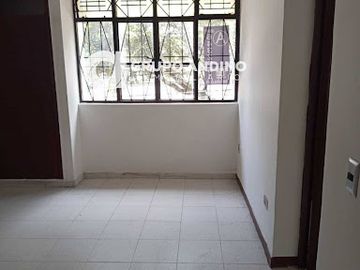 ARRIENDO de CASA COMERCIAL en BUCARAMANGA