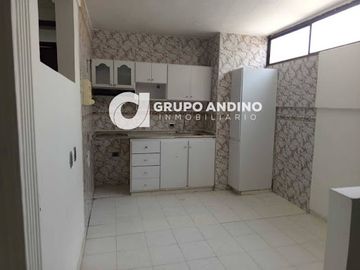 ARRIENDO de CASA COMERCIAL en BUCARAMANGA