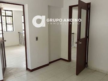 ARRIENDO de CASA COMERCIAL en BUCARAMANGA