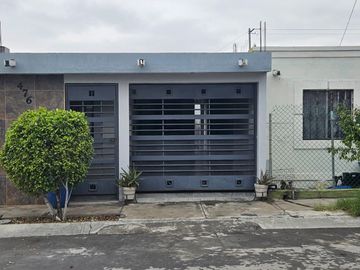 CASA EN VENTA EN COL. VILLAS DE SAN JUAN EN JUAREZ NUEVO LEON