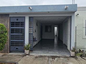CASA EN VENTA EN COL. VILLAS DE SAN JUAN EN JUAREZ NUEVO LEON