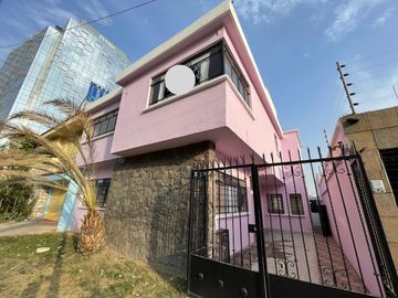 Casa a pie de Calle - Colonia La Paz - Zona Av. Juarez